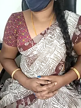 Snapshot of Tamil-hotwife chatting on February 24, 2025, 7:09 pm Tamil-hotwife online show from February 24, 2025, 7:09 pm