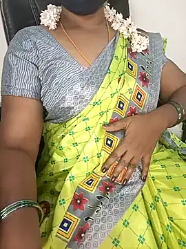Snapshot of Tamil-hotwife chatting on March 4, 2025, 3:48 pm Tamil-hotwife online show from March 4, 2025, 3:48 pm