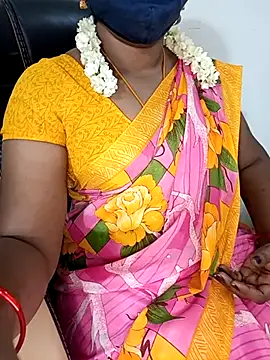 Snapshot of Tamil-hotwife chatting on March 6, 2025, 12:32 am Tamil-hotwife online show from March 6, 2025, 12:32 am