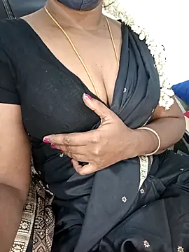 Tamil-hotwife online show from February 19, 2026, 7:00 pm