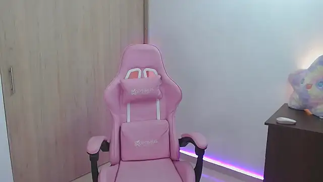 tastymeli online show from March 8, 2025, 2:23 am