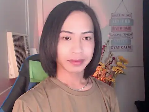 Lemonadexxx online show from November 14, 2025, 8:18 am