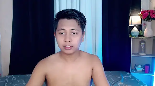 Snapshot of khael_moreno chatting on December 7, 2024, 4:37 am khael moreno online show from December 7, 2024, 4:37 am