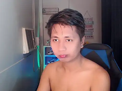 Snapshot of khael_moreno chatting on November 26, 2025, 11:16 pm khael moreno online show from November 26, 2025, 11:16 pm