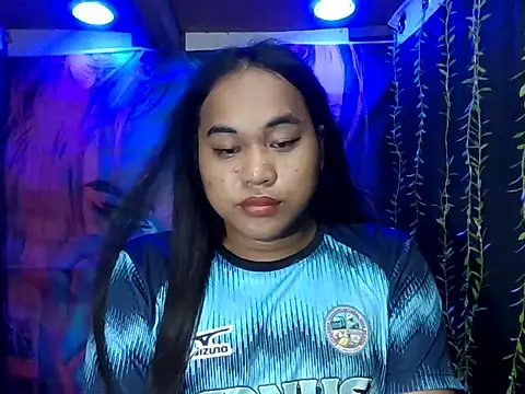 bettina love online show from December 16, 2025, 8:02 pm