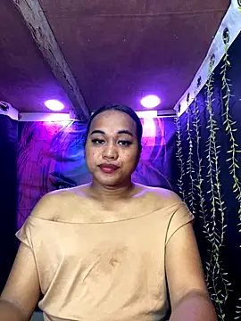 bettina love online show from December 3, 2025, 3:29 am