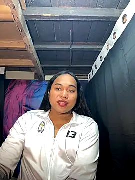 bettina love online show from November 16, 2025, 4:01 pm