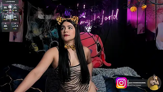 Snapshot of Emilyjhonson_01 chatting on October 24, 2025, 4:28 pm Emilyjhonson 01 online show from October 24, 2025, 4:28 pm