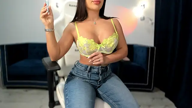  missperfection  online show from May 8, 2026, 1:42 am