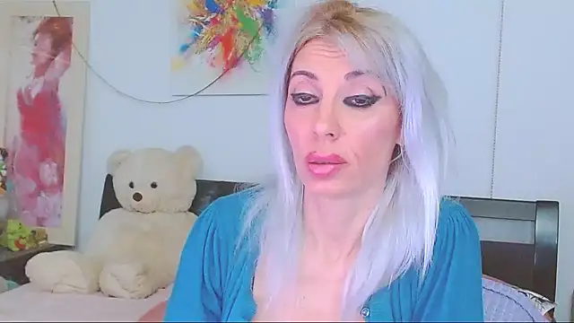 HoneyLara online show from March 24, 2026, 9:59 pm