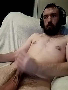 Snapshot of ShadowyTube chatting on February 17, 2026, 8:55 am ShadowyTube online show from February 17, 2026, 8:55 am