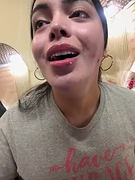 HotstuffCherrySummer online show from December 1, 2025, 8:59 am