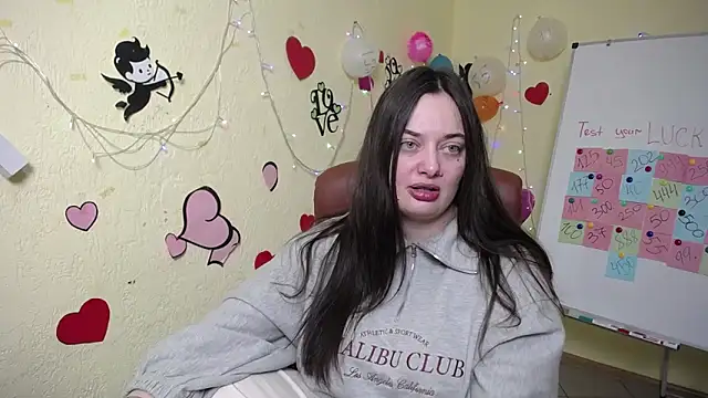 Snapshot of MilanaPrice chatting on February 19, 2025, 6:43 pm MilanaPrice online show from February 19, 2025, 6:43 pm