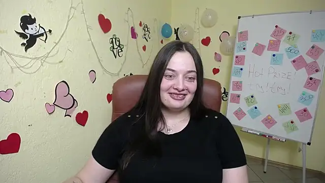 Snapshot of MilanaPrice chatting on February 10, 2025, 3:24 am MilanaPrice online show from February 10, 2025, 3:24 am