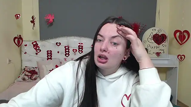 MilanaPrice online show from February 15, 2026, 7:09 am