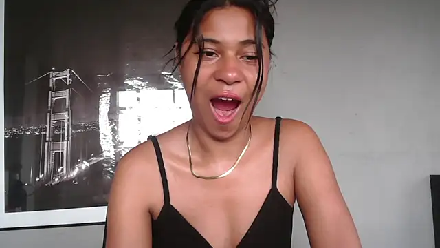 dark enchantress  online show from February 5, 2026, 8:59 pm