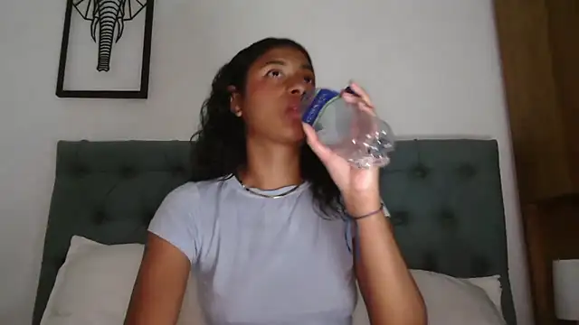 dark enchantress  online show from October 12, 2025, 1:07 am