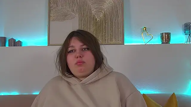 LillianKim online show from March 20, 2025, 6:20 pm