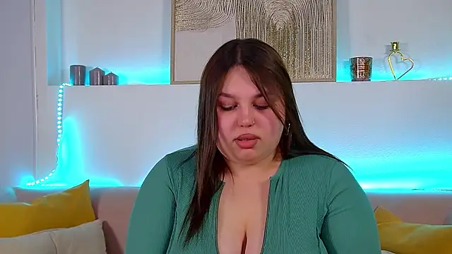 LillianKim online show from March 4, 2025, 12:50 am