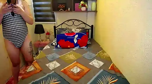 MissFoxylady online show from January 18, 2025, 5:31 am