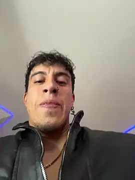 strongboy  online show from February 23, 2026, 6:08 pm