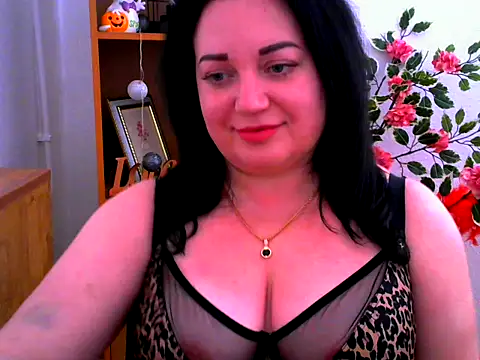 Snapshot of AmanaGi chatting on December 15, 2025, 4:57 pm AmanaGi online show from December 15, 2025, 4:57 pm