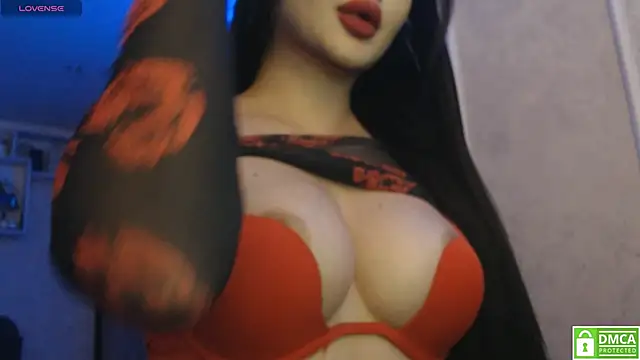 lunarose777 online show from January 4, 2025, 8:16 pm