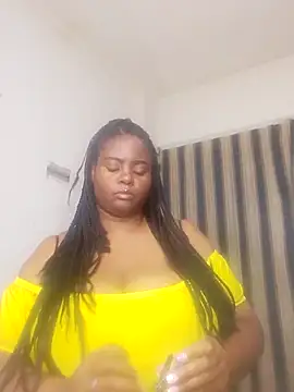 Snapshot of bigtitssxx chatting on December 8, 2024, 2:57 am bigtitssxx online show from December 8, 2024, 2:57 am