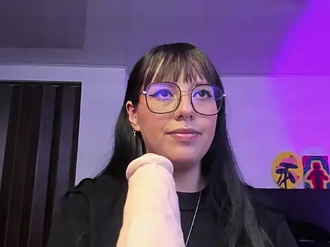 lia minami online show from March 16, 2026, 5:44 am