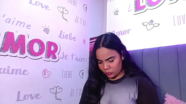 EmilyQueen3x online show from November 22, 2025, 3:55 pm