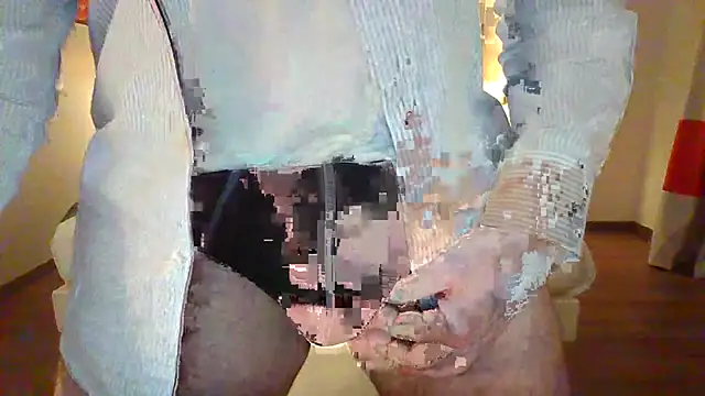 alessexxx24 online show from February 17, 2025, 7:55 pm