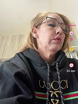 RAIRAsexy online show from May 25, 2026, 11:53 am