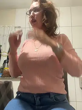 RAIRAsexy online show from September 28, 2025, 1:12 am