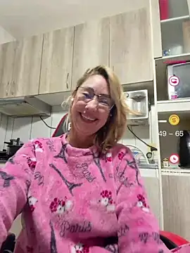 Snapshot of RAIRAsexy chatting on June 17, 2026, 8:03 am RAIRAsexy online show from June 17, 2026, 8:03 am