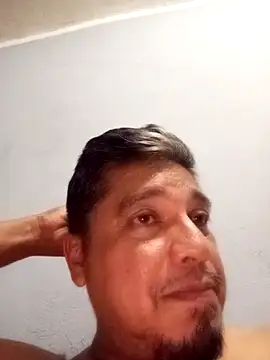 Snapshot of Vulckano43 chatting on October 7, 2025, 8:26 am Vulckano43 online show from October 7, 2025, 8:26 am