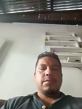 Snapshot of Vulckano43 chatting on December 7, 2024, 7:49 pm Vulckano43 online show from December 7, 2024, 7:49 pm