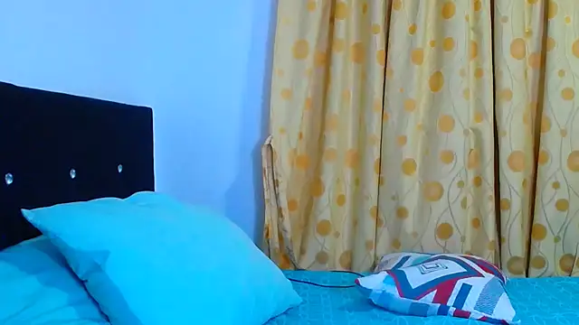 Snapshot of RubyFetish chatting on February 4, 2026, 11:22 pm RubyFetish online show from February 4, 2026, 11:22 pm