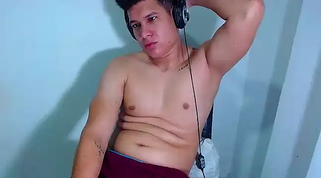 PhoenixGnz online show from March 10, 2025, 8:45 pm