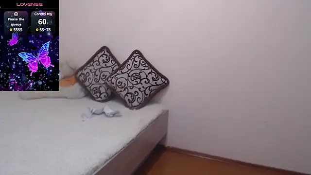 MargotLot online show from February 15, 2025, 8:11 am