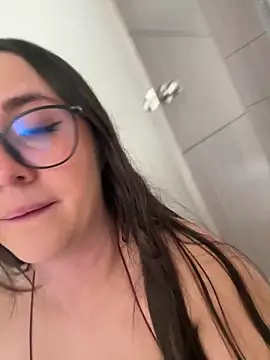 Snapshot of anli5 chatting on December 17, 2024, 4:00 pm anli5 online show from December 17, 2024, 4:00 pm