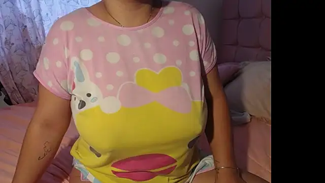 Snapshot of conhy_lehee chatting on January 28, 2025, 11:38 am conhy lehee online show from January 28, 2025, 11:38 am