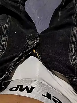 Alejandro11once1 online show from March 28, 2026, 11:50 pm