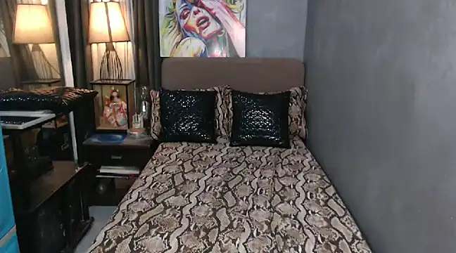 MajaSalvador online show from January 6, 2025, 7:56 pm