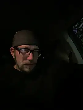 Snapshot of Tomas_Zaddy chatting on December 31, 2024, 9:21 am Tomas Zaddy online show from December 31, 2024, 9:21 am