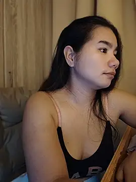 Snapshot of Kissy07 chatting on March 17, 2026, 10:35 pm Kissy07 online show from March 17, 2026, 10:35 pm