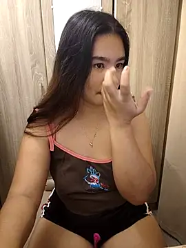 Snapshot of Kissy07 chatting on October 23, 2025, 3:05 am Kissy07 online show from October 23, 2025, 3:05 am