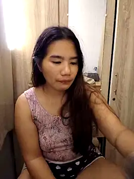 Snapshot of Kissy07 chatting on October 19, 2025, 10:01 pm Kissy07 online show from October 19, 2025, 10:01 pm