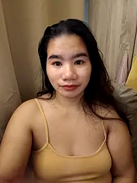 Snapshot of Kissy07 chatting on February 11, 2026, 10:53 pm Kissy07 online show from February 11, 2026, 10:53 pm