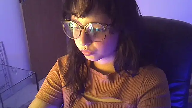 myamillor online show from December 7, 2024, 10:45 pm