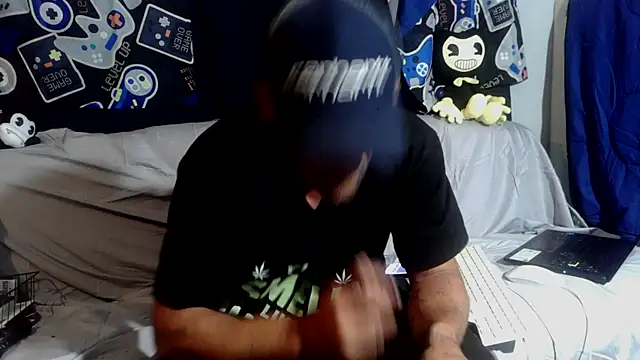 goodick4u28 online show from April 11, 2026, 7:56 am